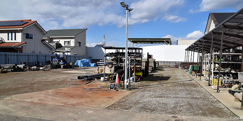 及川工業資材置場